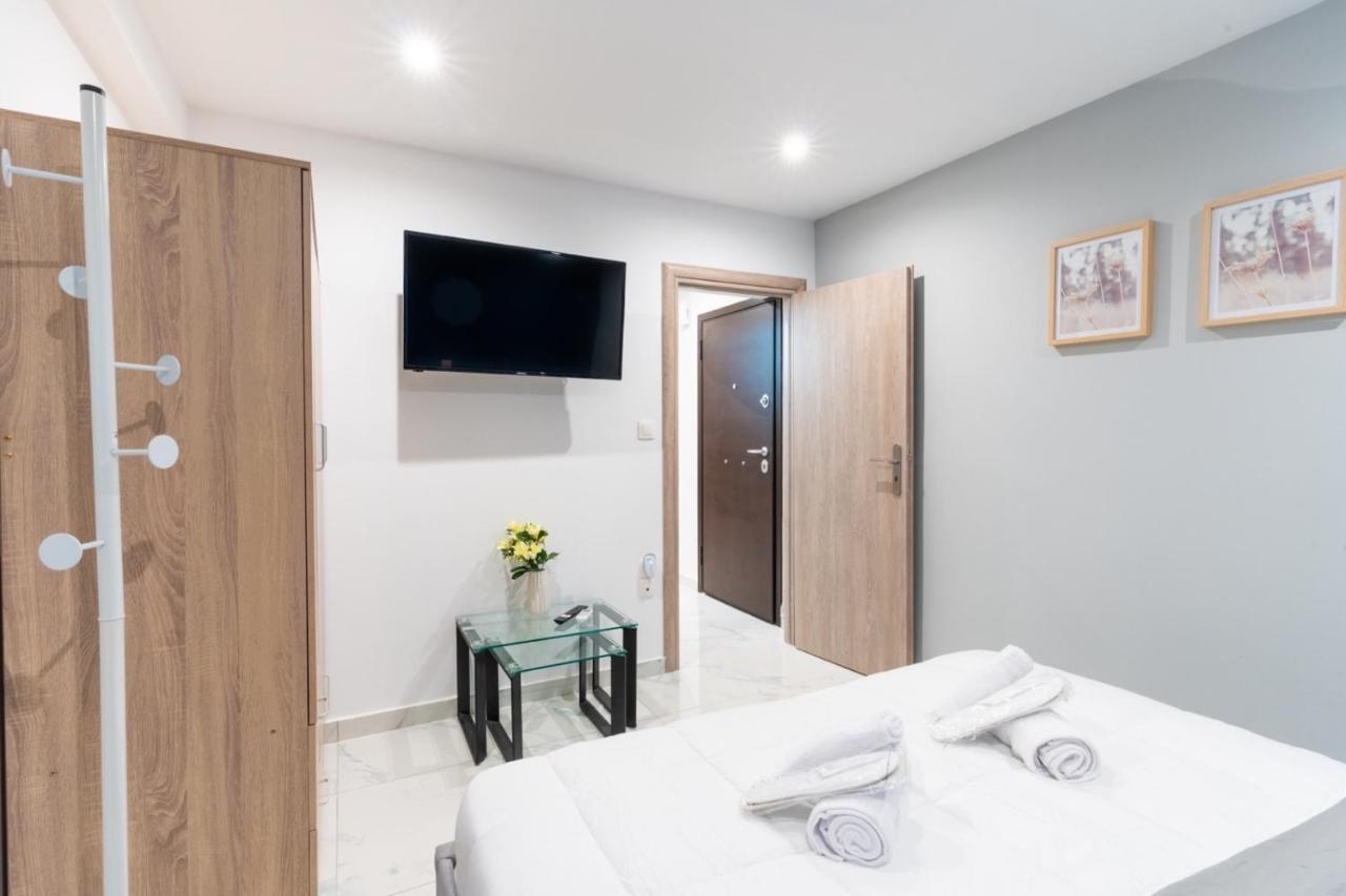 Aiolos Plateia Apartment Nea Smyrni Athen Exterior foto